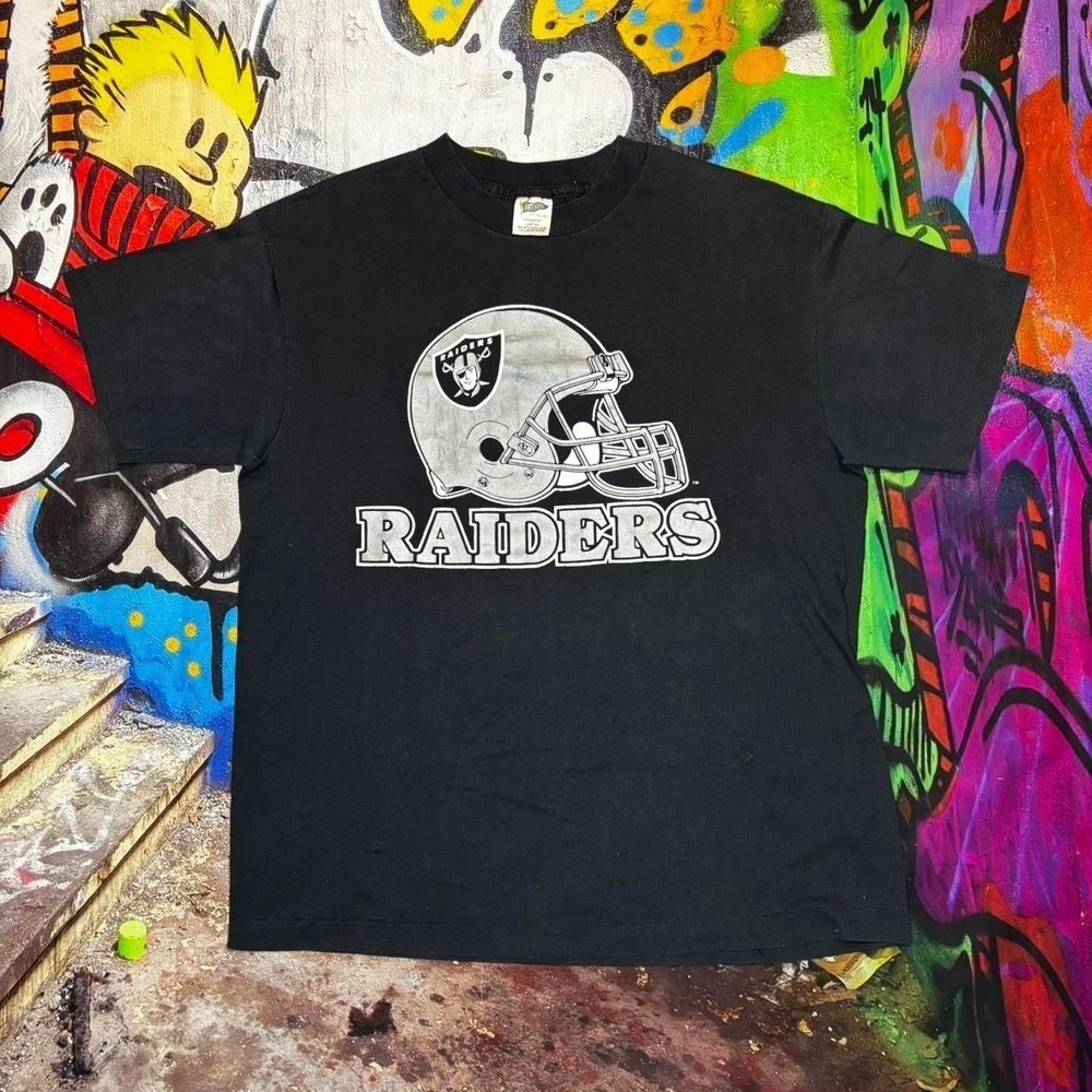 Vintage late 80s/early 90s Raiders tee